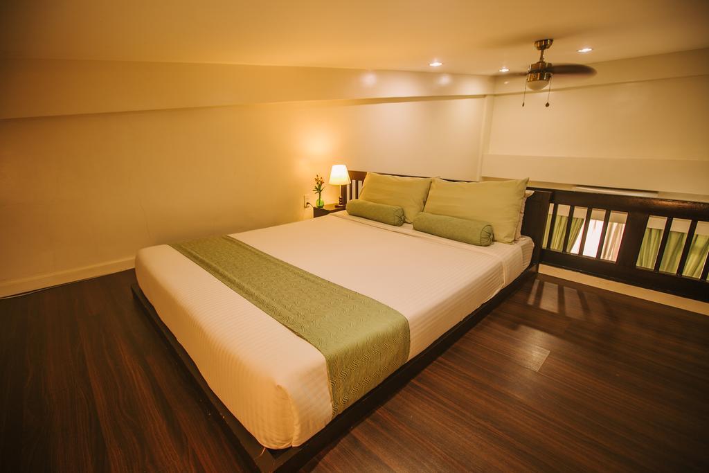 Subic Coco Hotel Olongapo Room photo